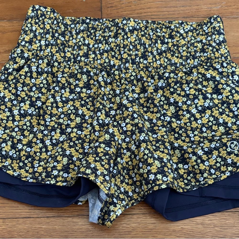 Gilly Hicks Black Floral Yellow Bike Shorts with Navy Liner